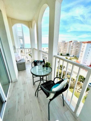 GATU Valdeolas ( playa, parking, piscina, terraza y vistas al mar )